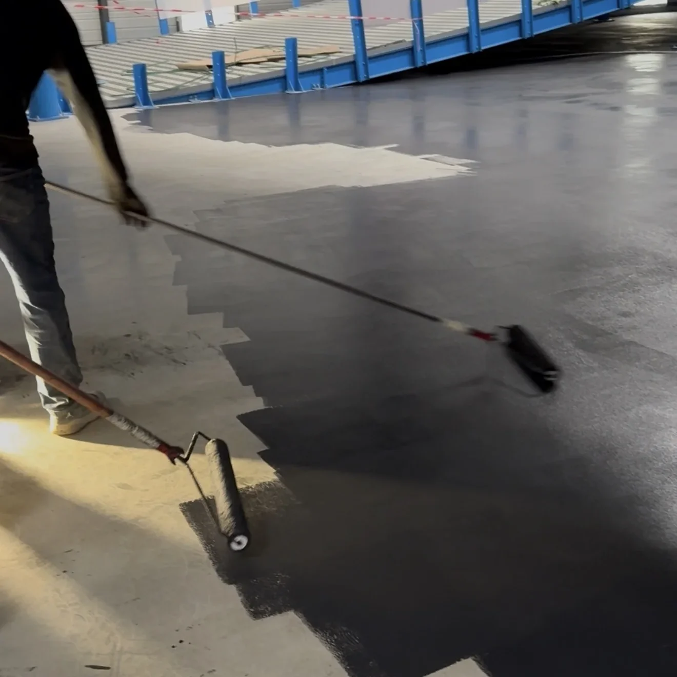 Offrez à vos pilotes une sécurité maximale et une adhérence immédiate sur la piste de karting, avec une performance optimale